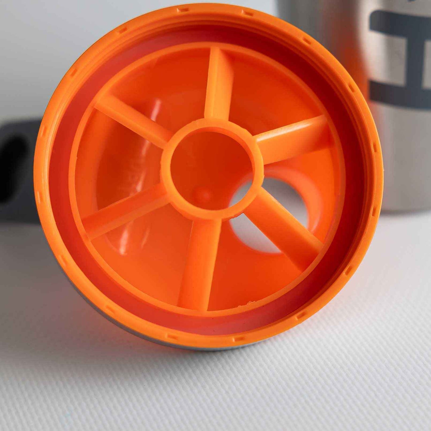HSN Shaker We Are Nutrition! Acero Inoxidable | 500ml | Vaso Mezclador con Óptimo Sistema de Mezclado en la Tapa, Cierre Anti-Fugas | Sin Olores | Fácil Limpieza